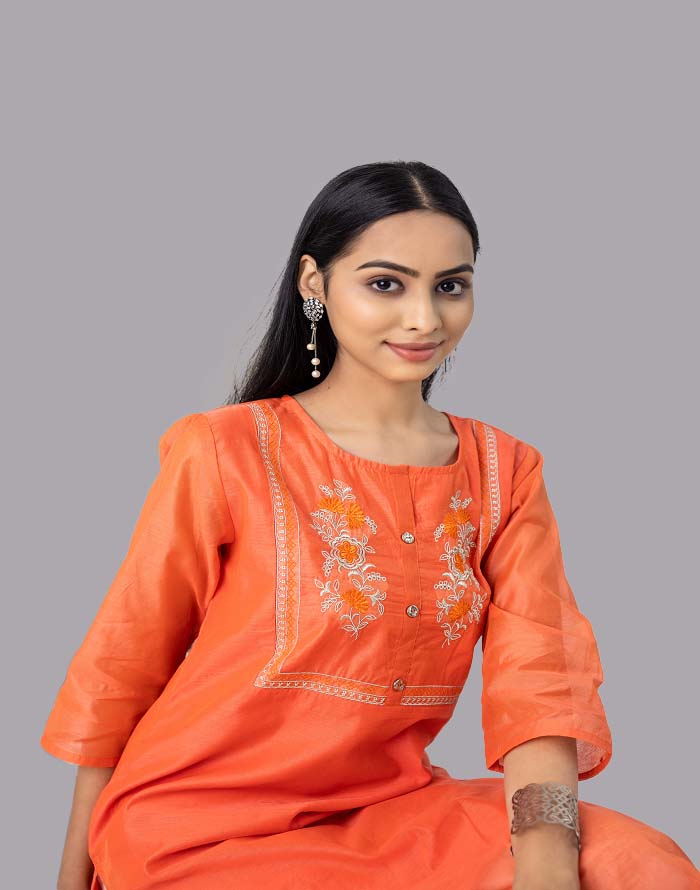 Gajri Embroidery Kurti