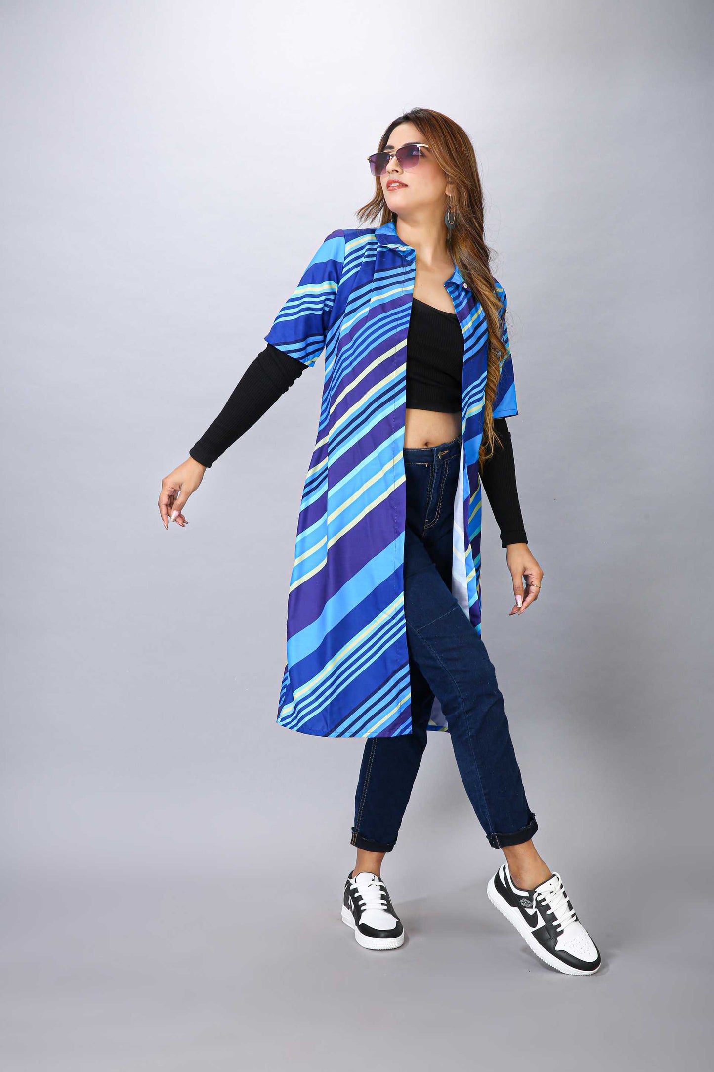 BLUE COLOUR FANCY SHRUG