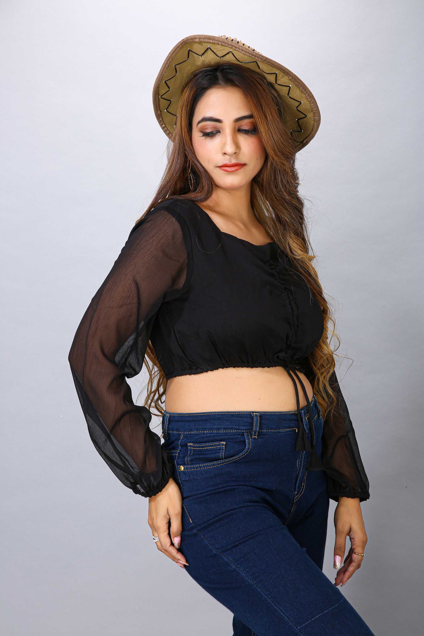 BLACK CREPE TOP